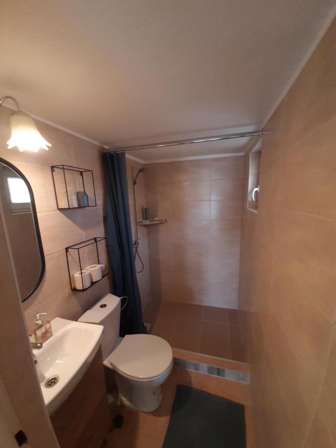 Grapeline Guesthouse Chotin 外观 照片