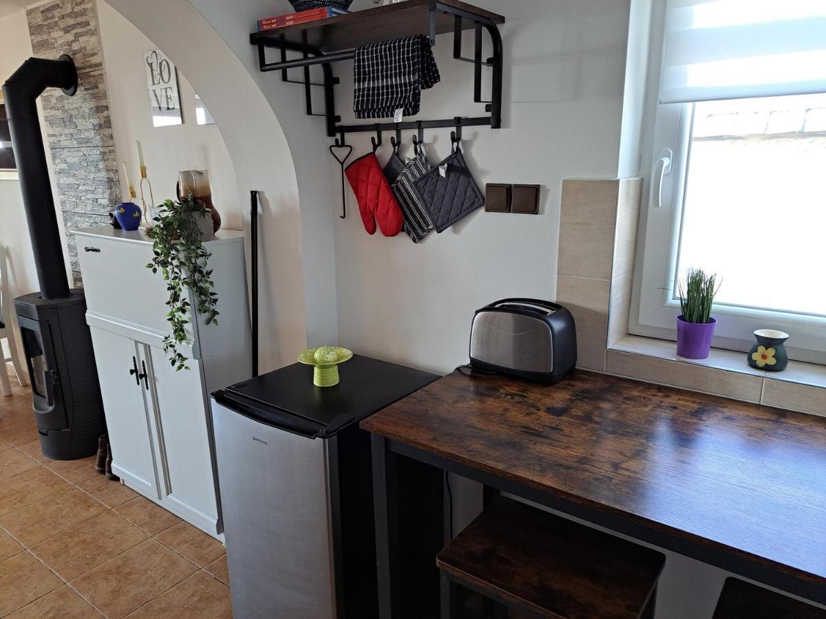 Grapeline Guesthouse Chotin 外观 照片